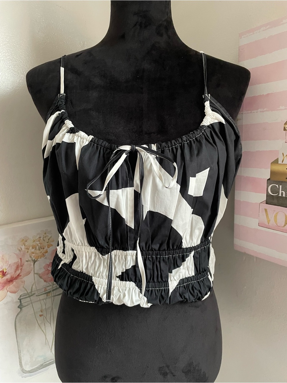 Express Black & White Printed Cropped Tank with Tie